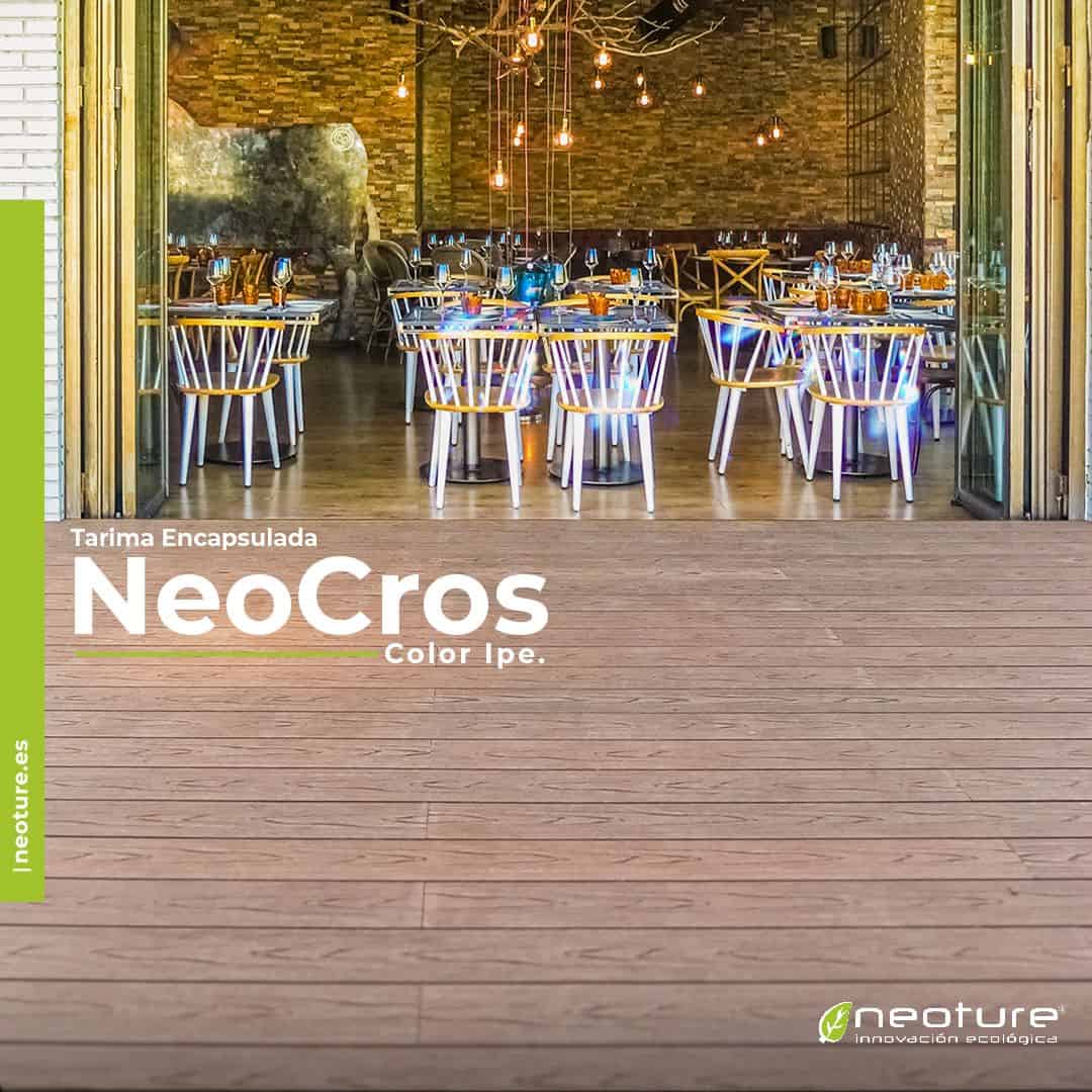 tarima-madera-composite-encapsulada-terraza-restaurante-neocros